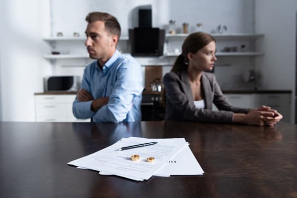 Divorcios y separaciones